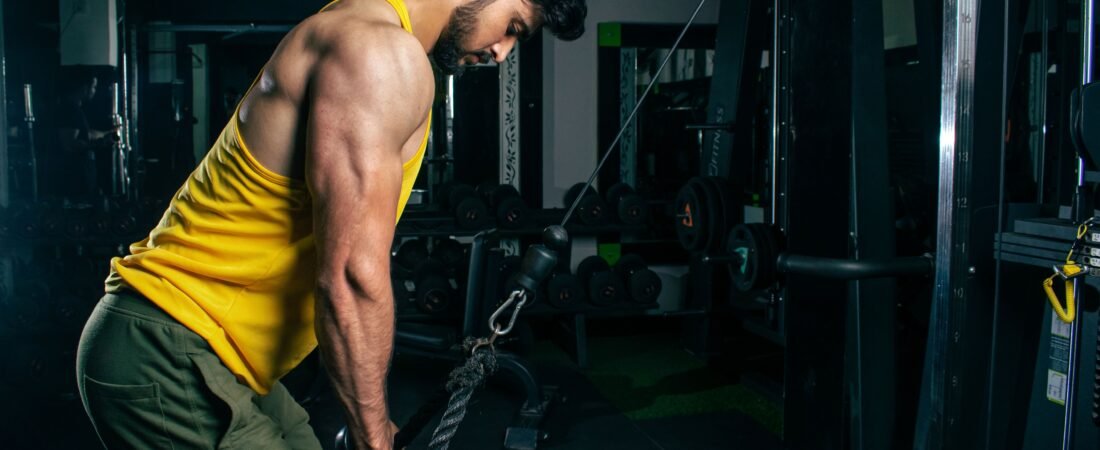 COMBO PERSONAL TRAINER + INSTRUCTOR DE MUSCULACIÓN + COACH EN NUTRICIÓN DEPORTIVA FCI: Opiniones, ¿Vale la Pena? y Análisis Completo